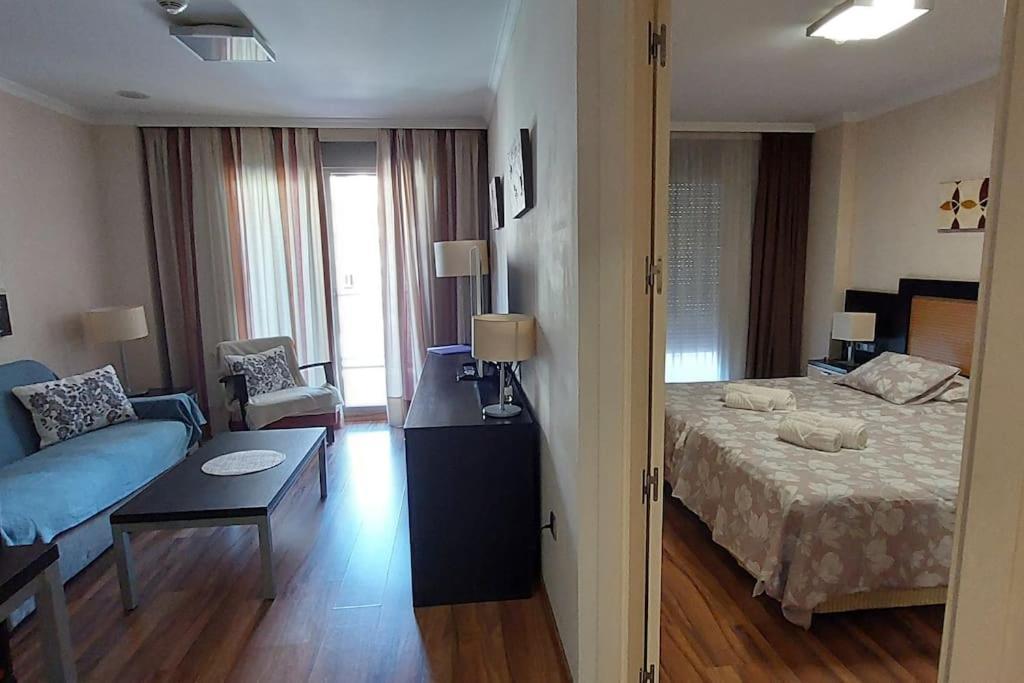 Apartmán Elegante Alojamiento Con Piscina A 200 M Del Mar. Benalmádena Exteriér fotografie