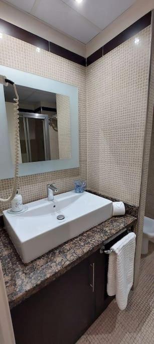 Apartmán Elegante Alojamiento Con Piscina A 200 M Del Mar. Benalmádena Exteriér fotografie