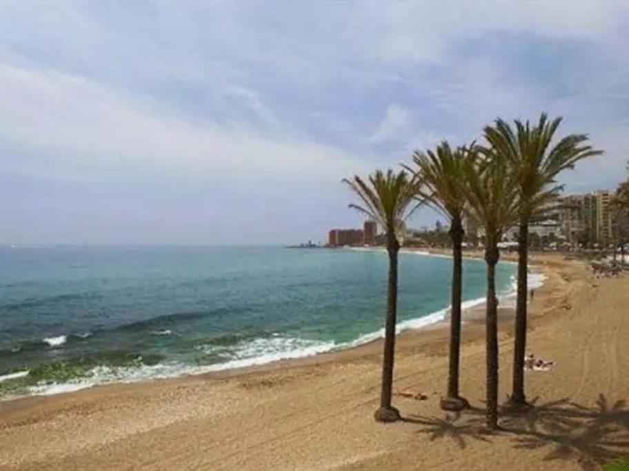 Apartmán Elegante Alojamiento Con Piscina A 200 M Del Mar. Benalmádena Exteriér fotografie